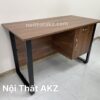Bàn làm việc chân sắt hộc treo yếm che sát chân màu 6089 tối 1m2 mã KZ03