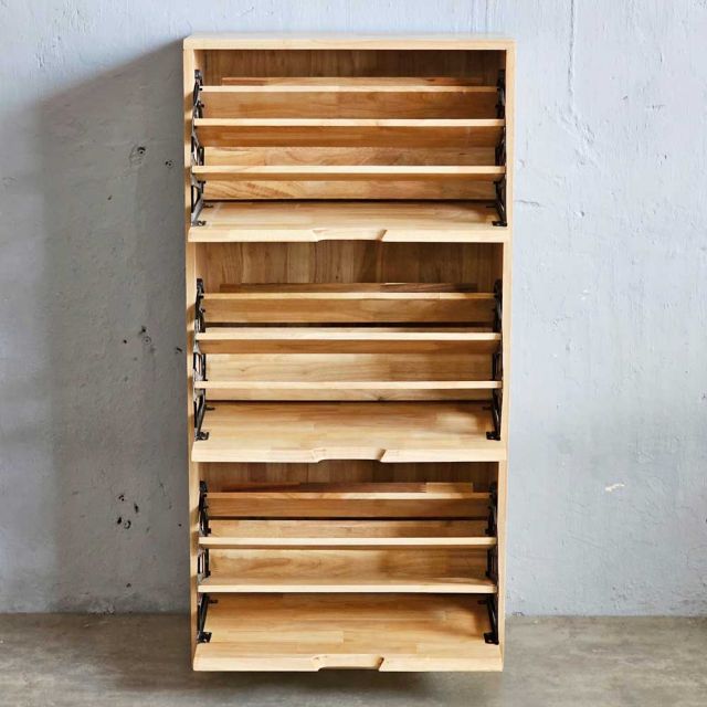 Tủ giày 3 ngăn gỗ cao su BMTT068-