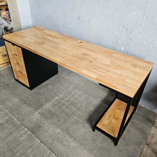 Bàn máy tính 180x60cm gỗ cao su chạy viền dày 34mm CD68044-3